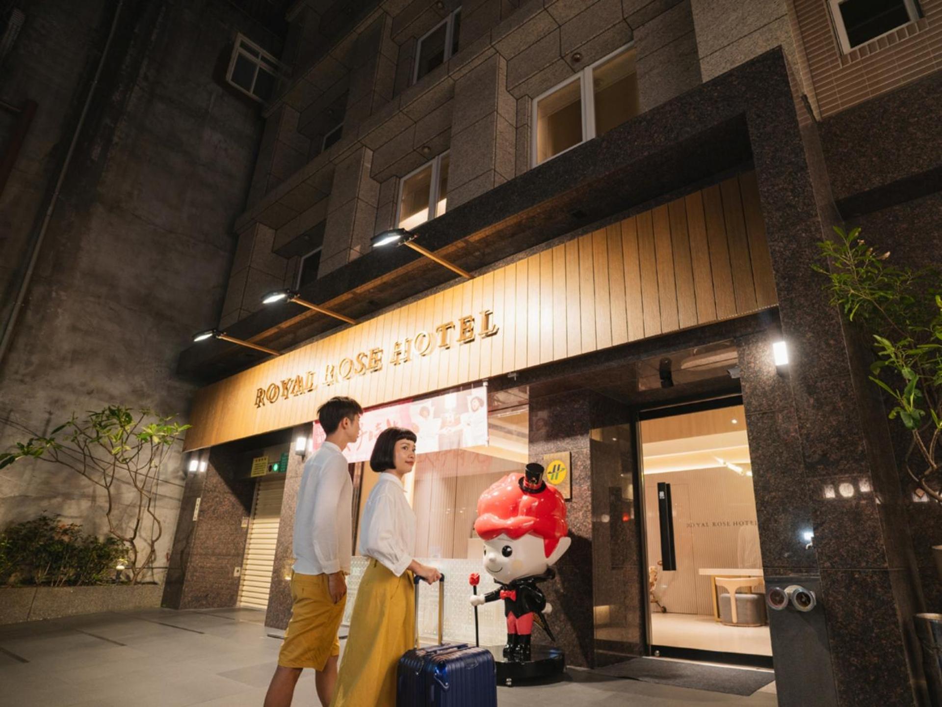 Royal Rose Hotel Zhongshan Тайпей Екстериор снимка